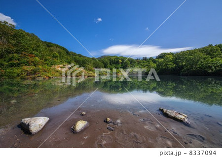 夏の八甲田地獄沼 8337094