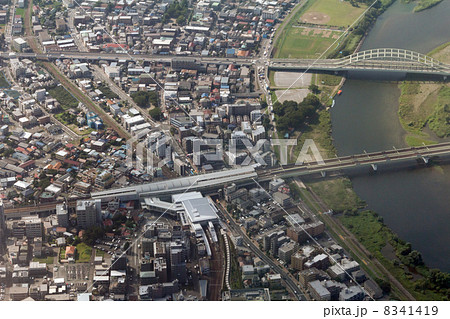 小田急と南武線の登戸駅付近を空撮 小田急と南武線の登戸駅付近を空撮 8341419