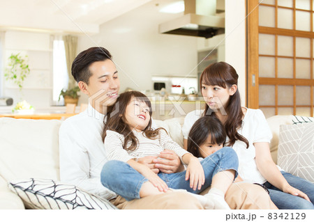 家族 四人 家族 四人 8342129