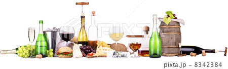 Set of different alcoholic drinks and food 8342384
