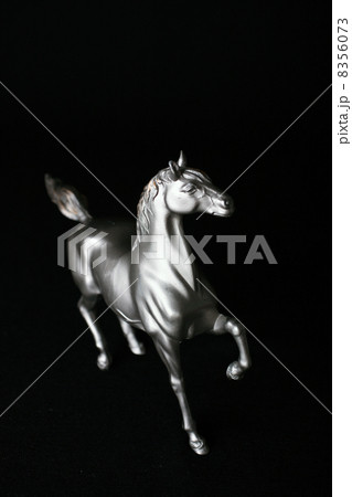 馬の置物 馬の置物 8356073