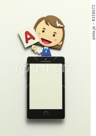 ペーパークラフトのスマートフォン 8358072