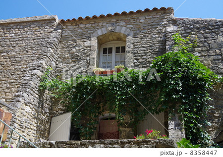 南仏プロヴァンスの家の写真素材 [8358447] - PIXTA