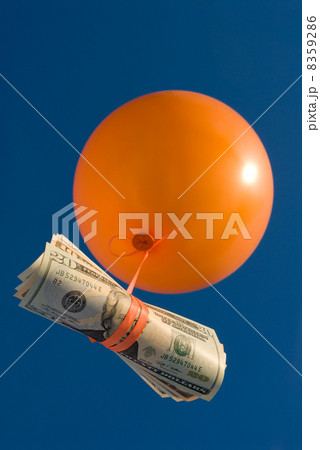Dollars throw out on a wind Dollars throw out on a wind 8359286