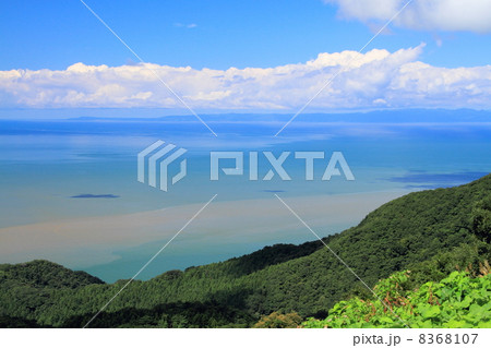 弥彦山スカイラインからの眺め 8368107