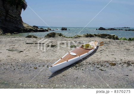 長者ヶ崎海岸と自作のシーカヤック 8370275