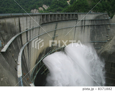 黒部ダム 8371882
