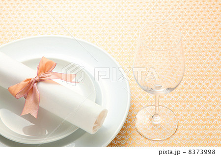 テーブルセッティング 8373998