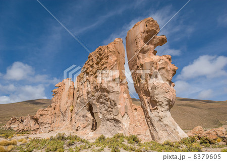 Valle de rocas rock formations, Altiplano Bolivia Valle de rocas rock formations, Altiplano Bolivia 8379605