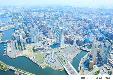 横浜市街 8381708