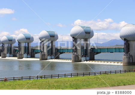 長良川河口堰 長良川河口堰 8388000