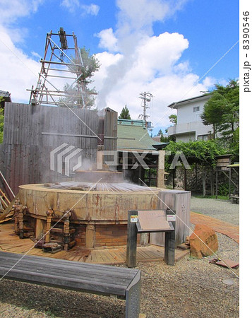 有馬温泉のレトロな町並み 天神泉源 「日本三古湯」 有馬温泉のレトロな町並み 天神泉源 「日本三古湯」 8390546