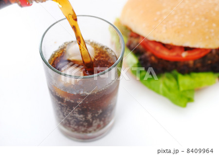 Fast food, burger and coke 8409964