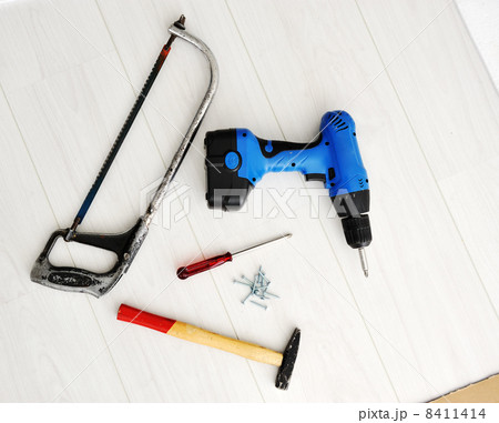 Tools and equipment for work 8411414