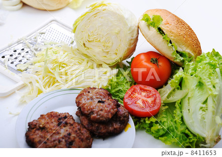 Ingredients for burger 8411653