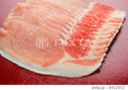豚しゃぶしゃぶ用肉のイメージ。 豚しゃぶしゃぶ用肉のイメージ。 8412052