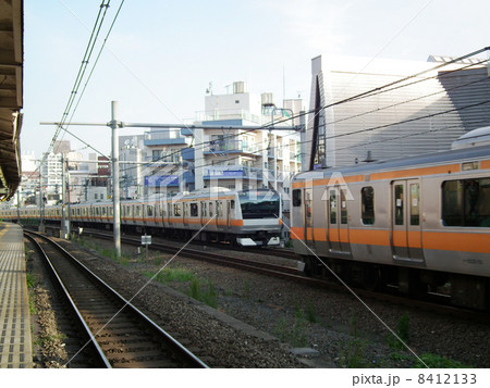 中央線 E233系 大久保駅 中央線 E233系 大久保駅 8412133