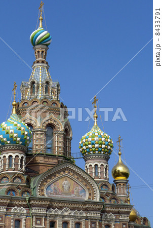 ロシアのサンクトペテルブルクの血の上の救世主教会の写真素材 8433791 Pixta