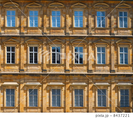 Windows 8437221