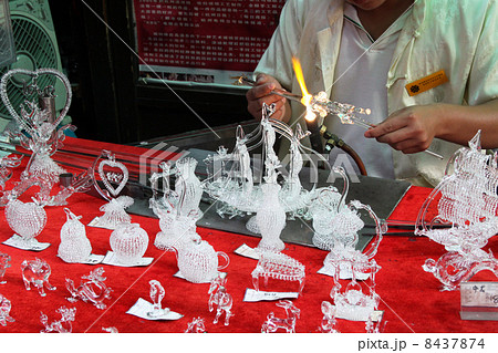 中国ガラス細工の店 8437874