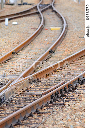 駅手前の分岐器 駅手前の分岐器 8438579