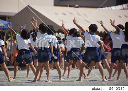 小学校の秋の運動会_表現 小学校の秋の運動会_表現 8440312
