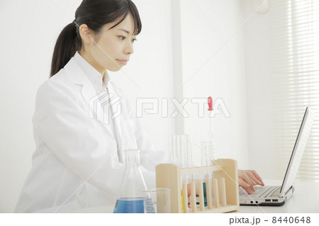 研究者 研究者 8440648