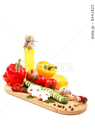 Set fresh vegetables with olive oil isolated on white background Set fresh vegetables with olive oil isolated on white background 8441822