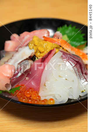 海鮮ちらし丼 8445140