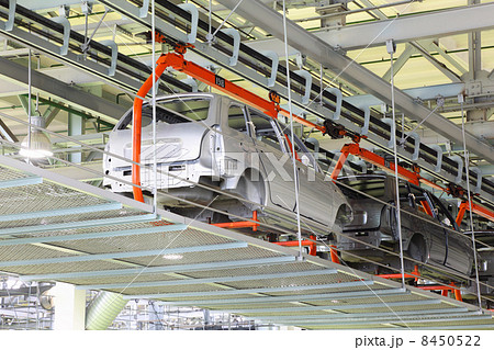 TOGLIATTI - SEPTEMBER 30: Bodies of Lada Kalina cars at Avtovaz 8450522