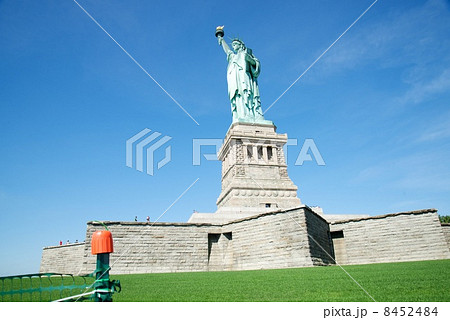 自由の女神 8452484