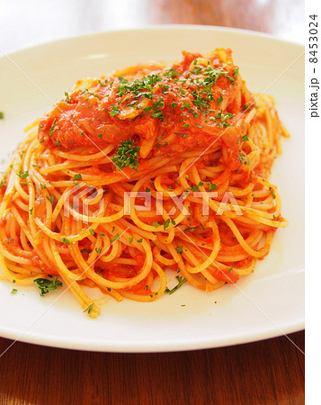 ツナと玉ねぎのトマトソーススパゲッティ 8453024