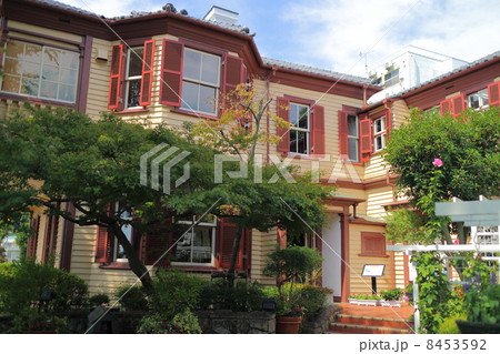 ラインの館 8453592