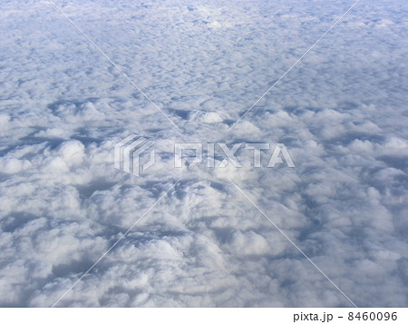 飛行機から見下ろした雲 飛行機から見下ろした雲 8460096
