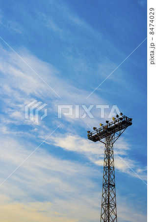 サーチライト 8474029