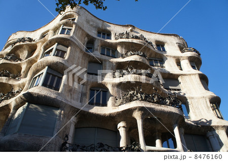 カサ・ミラ（カサ・ラ・ペドレラ）　2013/9/18 8476160