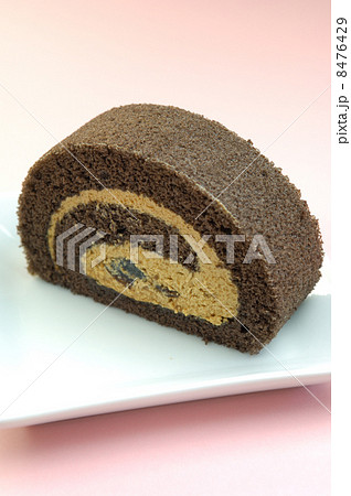 おいしいチョコロールケーキ おいしいチョコロールケーキ 8476429