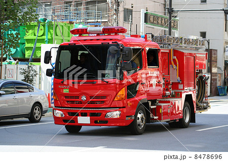 消防車走行シーン 8478696