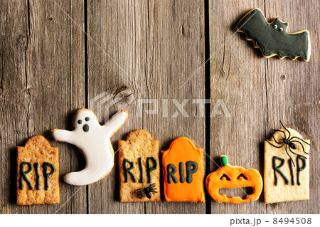 Halloween homemade gingerbread cookies 8494508