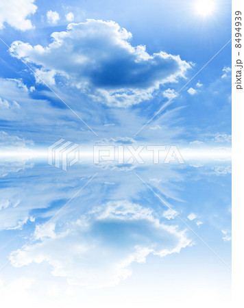 空の反射した仮想空間 8494939