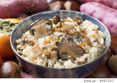 きのこご飯 8497327