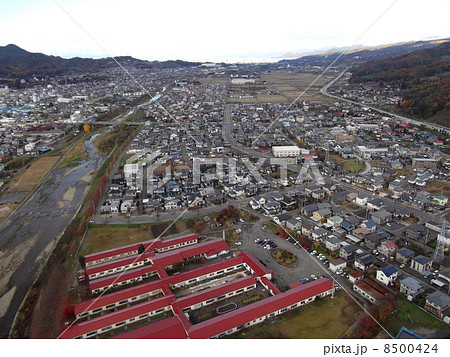 山形県上山市街地の展望風景 8500424