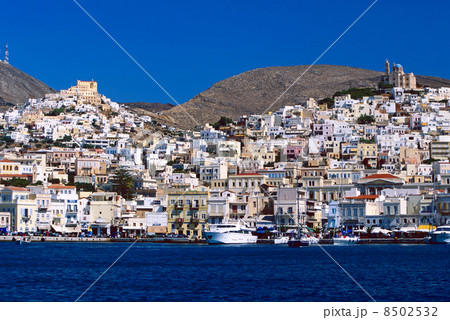 シロス島の双丘の街 シロス島の双丘の街 8502532