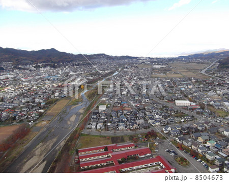 山形県上山市街地の展望風景 8504673