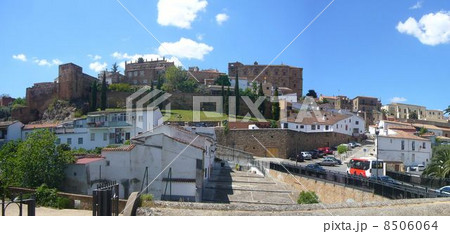 カセレス、古い町並み外観 8506064