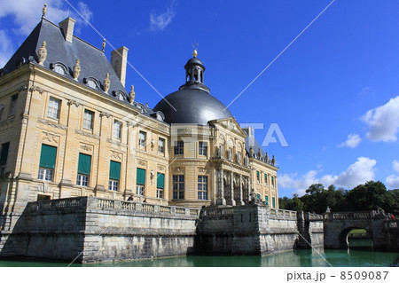 ヴォー・ル・ヴィコント城　メインシー　セーヌ・エ・マルヌ県　フランス 8509087
