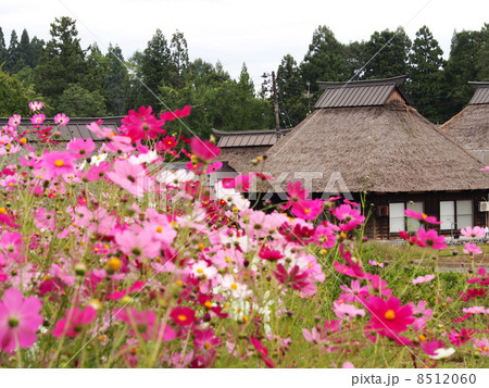 柏崎市のかやぶきの里 8512060