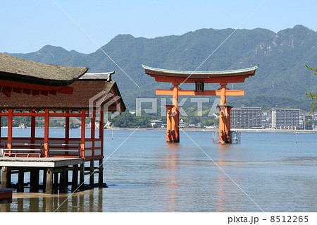 宮島の大鳥居と回廊 宮島の大鳥居と回廊 8512265