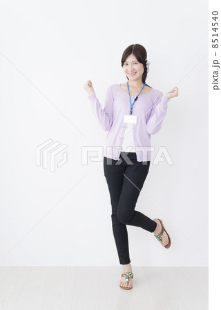 若い女性オペレーター 若い女性オペレーター 8514540