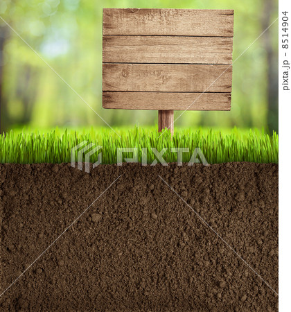soil cut in garden with wooden sign 8514904